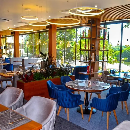 Park Hotel 5*