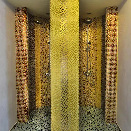 Park Hotel